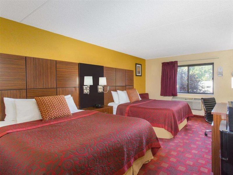 Days Inn By Wyndham Leominster/Fitchburg Area Zewnętrze zdjęcie