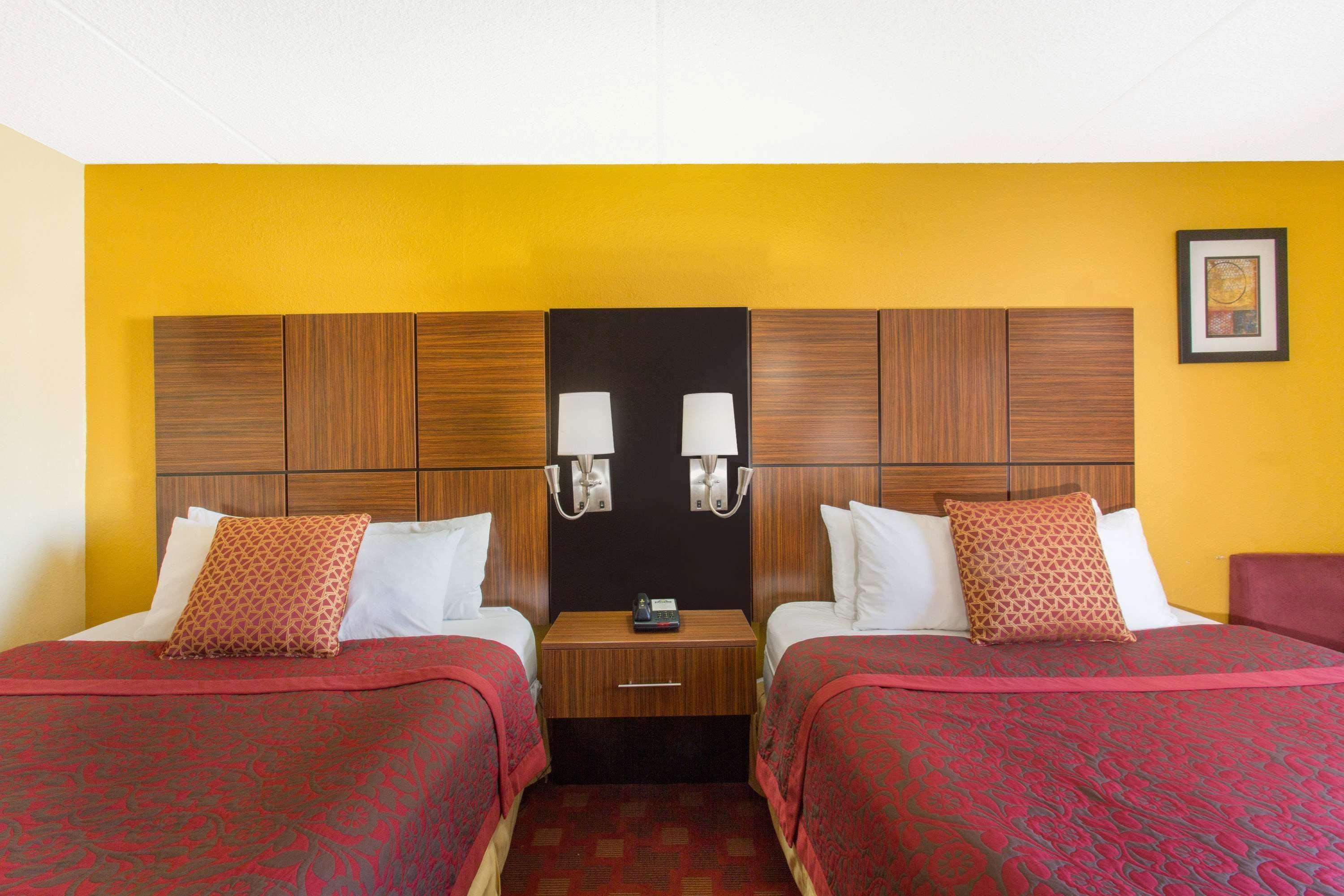 Days Inn By Wyndham Leominster/Fitchburg Area Zewnętrze zdjęcie