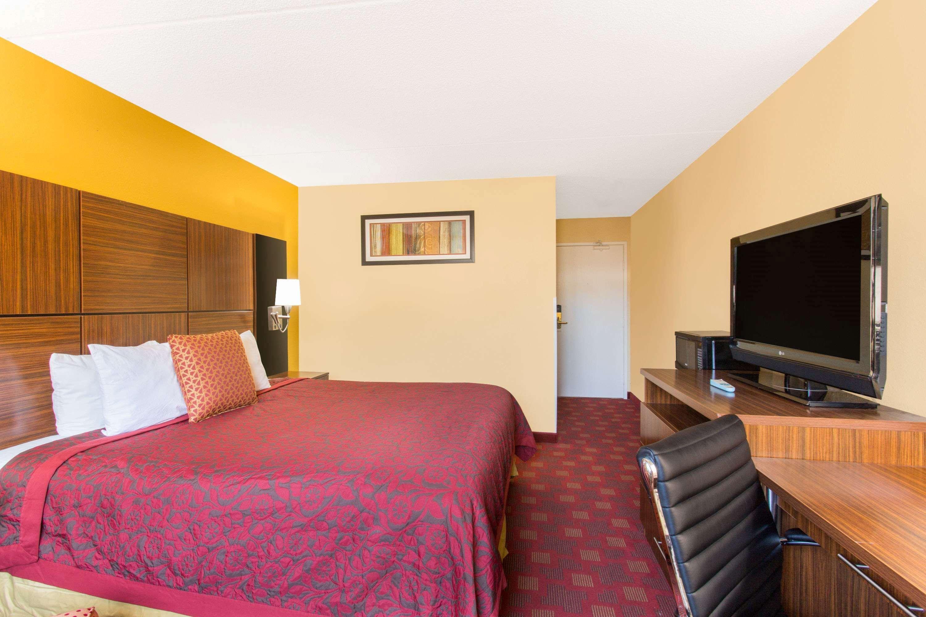 Days Inn By Wyndham Leominster/Fitchburg Area Zewnętrze zdjęcie