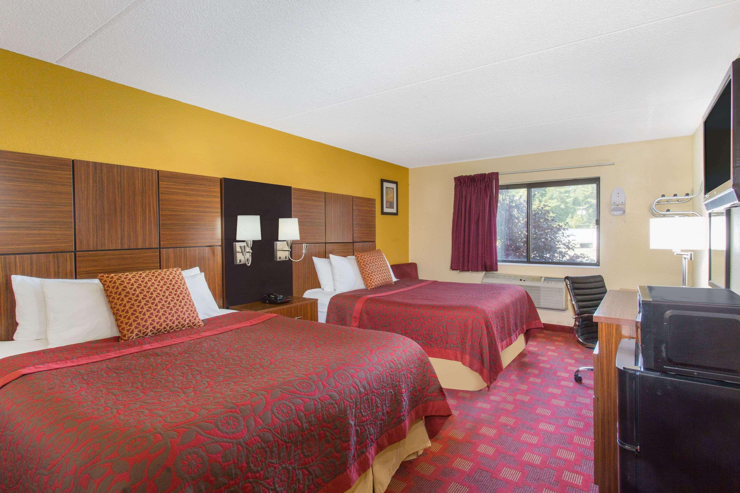 Days Inn By Wyndham Leominster/Fitchburg Area Zewnętrze zdjęcie