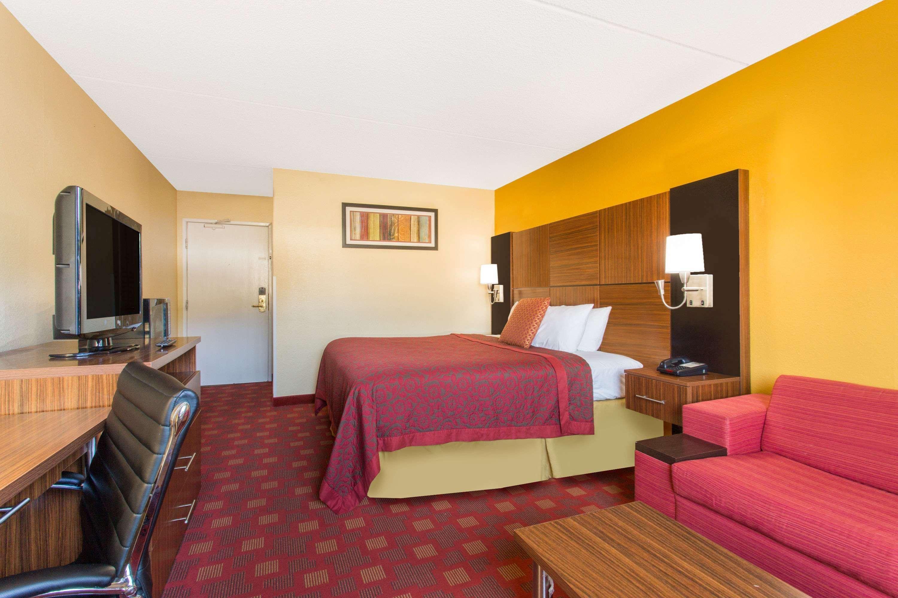 Days Inn By Wyndham Leominster/Fitchburg Area Zewnętrze zdjęcie